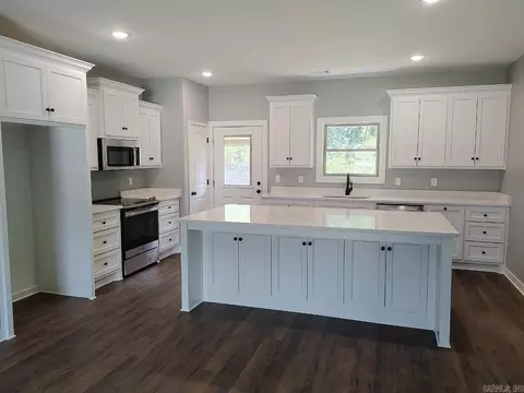 104 Heather Ln, Beebe, AR 72012 photo 4