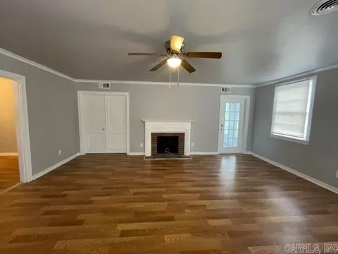 2820 S Ash St, Pine Bluff, AR 71603 photo 6