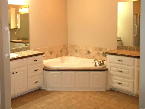 3081 Mt Mcgregor Dr, Benton, AR 72019 photo 9