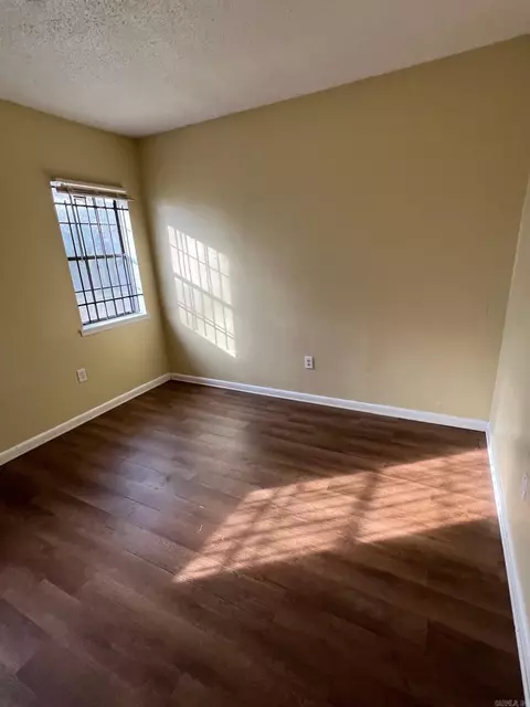 Living - 300 W 11th Ave, Pine Bluff, AR 71601 photo 1 of 1