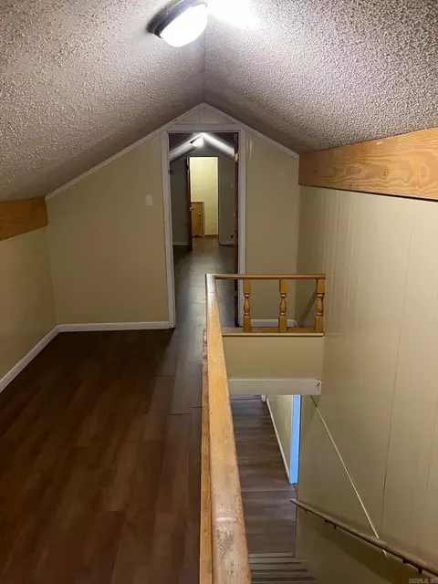 Entry Way - 300 W 11th Ave, Pine Bluff, AR 71601 photo 7 of 7