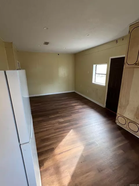 Other - 300 W 11th Ave, Pine Bluff, AR 71601 photo 13 of 17