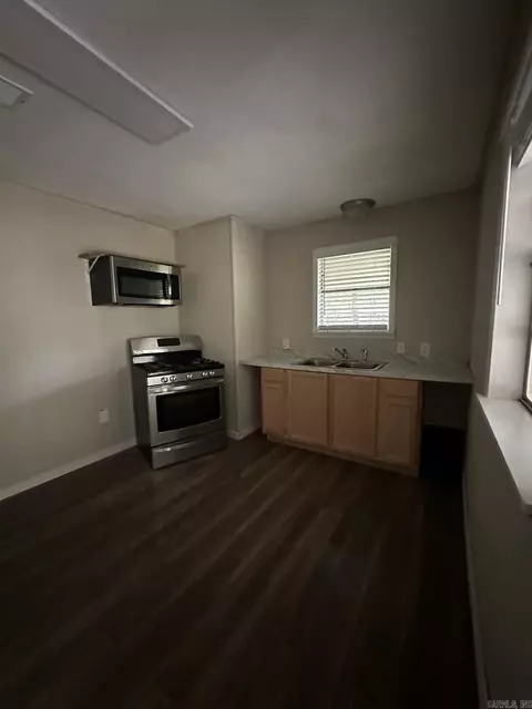 605 W 6th, Altheimer, AR 72004 photo 6