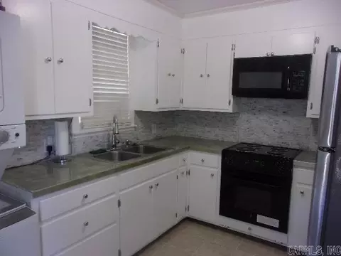 811 W 30th Ave, Pine Bluff, AR 71603 photo 3