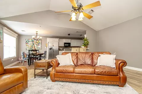 1748 White Oak Ln, Benton, AR 72019 photo 10