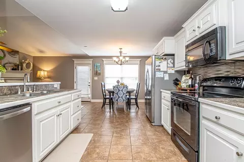 1748 White Oak Ln, Benton, AR 72019 photo 17