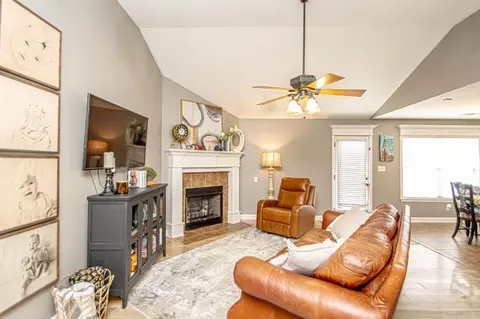 1748 White Oak Ln, Benton, AR 72019 photo 6