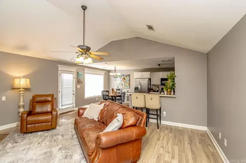 1748 White Oak Ln, Benton, AR 72019 photo 9
