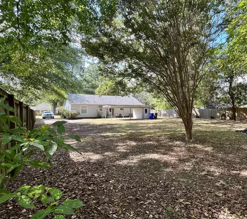 358 Davis St, Conway, AR 72032 photo 3