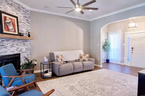130 Grapevine St, Conway, AR 72034 photo 9