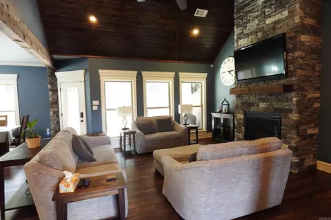 1605 Cox Cv, Conway, AR 72034 photo 4