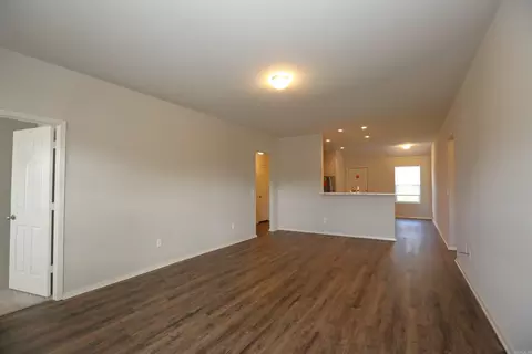 1248 Meadows Dr, Benton, AR 72019 photo 5