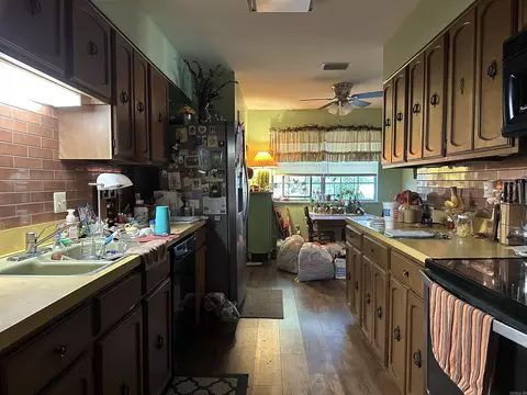 11 Colonial Dr, Conway, AR 72034 photo 3