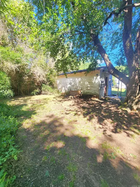 201 Mena St, Mena, AR 71953 photo 36