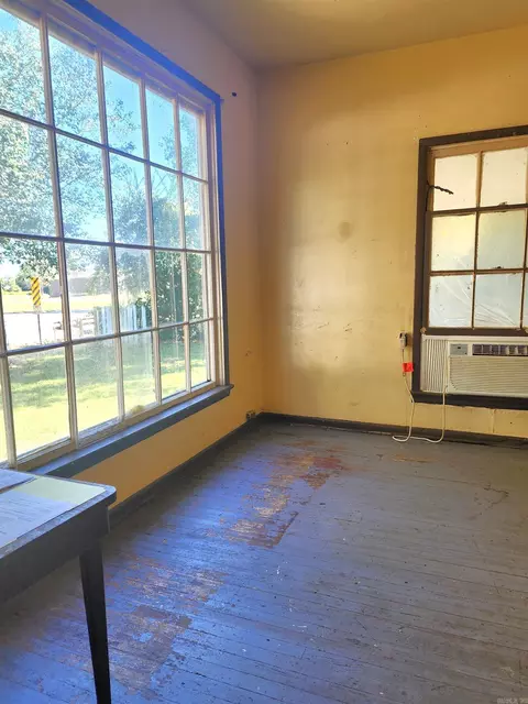 201 Mena St, Mena, AR 71953 photo 17