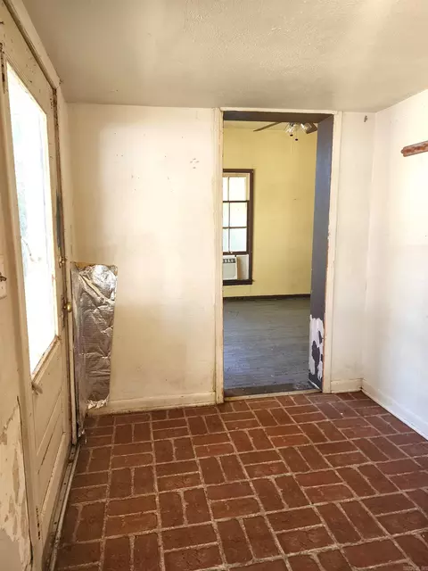 201 Mena St, Mena, AR 71953 photo 15