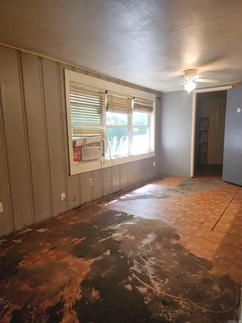201 Mena St, Mena, AR 71953 photo 32