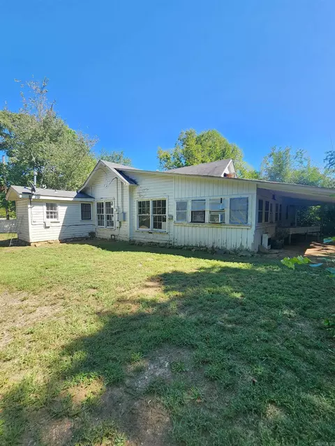 201 Mena St, Mena, AR 71953 photo 6