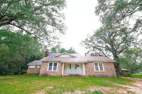 2110 Maul Rd, Camden, AR 71701 photo 1