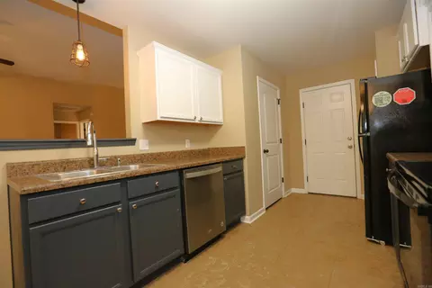 2073 Dandelion, Benton, AR 72019 photo 15
