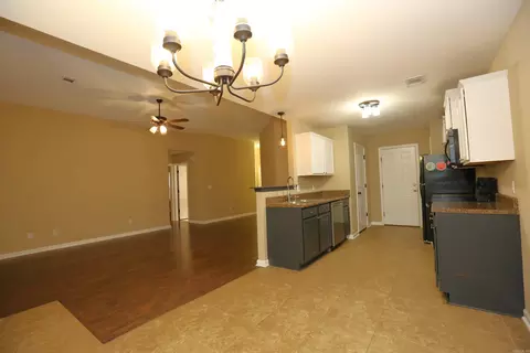 2073 Dandelion, Benton, AR 72019 photo 12
