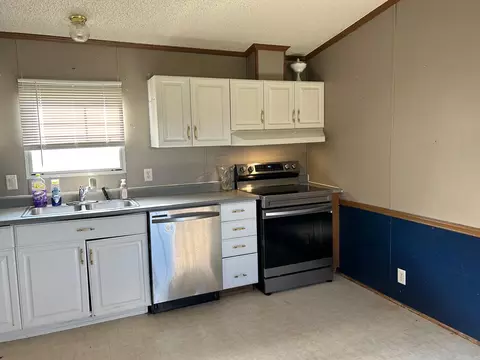295 Rogers, Romance, AR 72136 photo 6