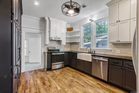 1305 Davis St, Conway, AR 72034 photo 14