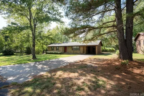 2322 Crestview Dr, Heber Springs, AR 72543