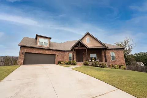 340 Chalice Dr, Conway, AR 72034 photo 1