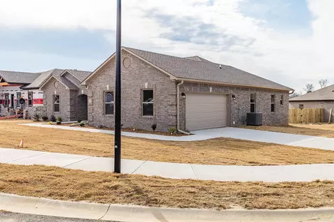 11 Aberdeen Dr, Cabot, AR 72023 photo 2