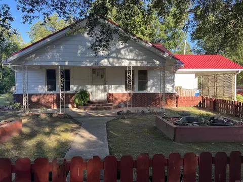 204 Hickory St, Beebe, AR 72012 photo 1