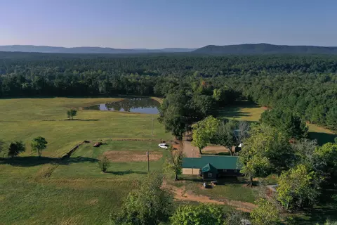 17822 Black Fork Trl, Mena, AR 71953 photo 1