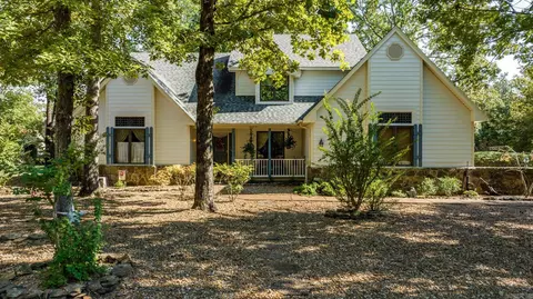 423 Grand Isle Dr, Fairfield Bay, AR 72088