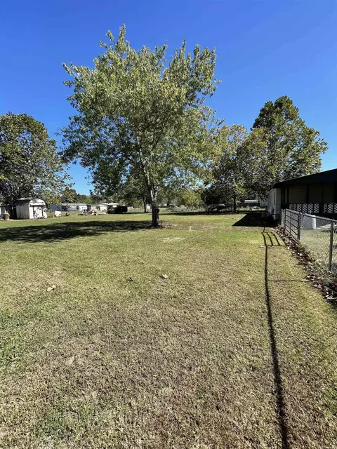 405 Hartzell, Mcrae, AR 72102 photo 18