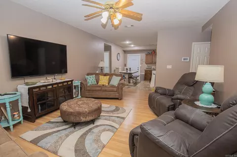302 Gathering House Dr, Haskell, AR 72015 photo 7