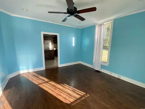 605 Lillian St, Benton, AR 72015 photo 4