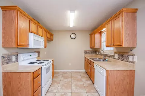 845 Brownstone Dr, Conway, AR 72034 photo 9