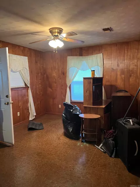 3304 Lilac St, Pine Bluff, AR 71603 photo 8