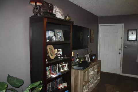 646 Halbert St, Malvern, AR 72104 photo 3