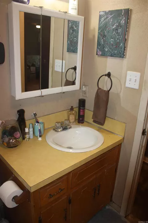 646 Halbert St, Malvern, AR 72104 photo 14