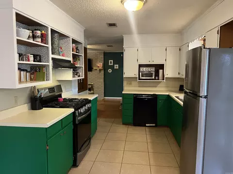 4602 Aud, Pine Bluff, AR 71603 photo 5