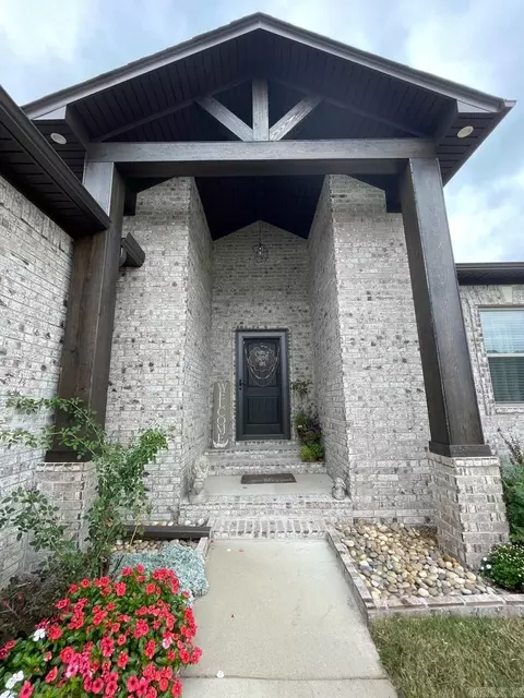 82 Cimarron Cir, Cabot, AR 72023 photo 2