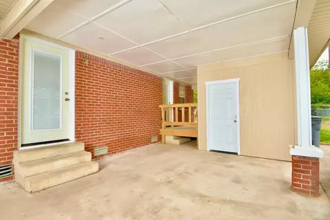 404 N Lemon St, Beebe, AR 72012 photo 4