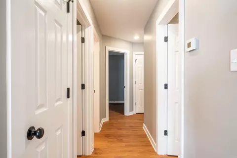 813 S Main St, Benton, AR 72015 photo 22