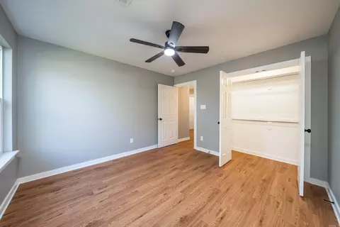 813 S Main St, Benton, AR 72015 photo 15