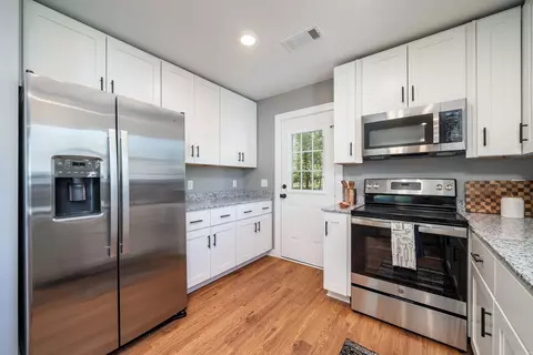 813 S Main St, Benton, AR 72015 photo 6