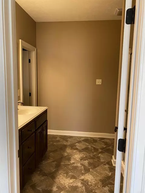 8 Oak Tree Cir, Conway, AR 72032 photo 11