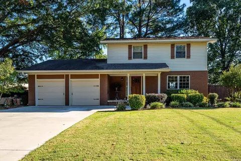 2413 Meadow Dr, Conway, AR 72034 photo 1