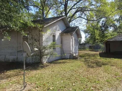 1600 Willow, Pine Bluff, AR 71603 photo 4