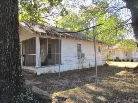 1600 Willow, Pine Bluff, AR 71603 photo 2